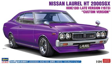 Nissan Laurel HT 2000SGX (KHC130) modèle tardif (1973) "version personnalisée". 