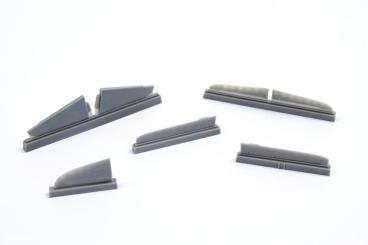 J2M3 Raiden Steuerflächen 