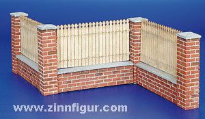 Clôture avec mur de clôture 