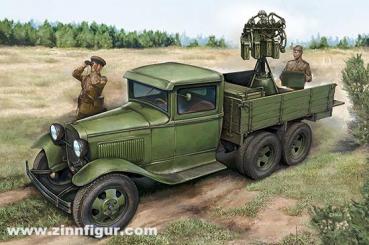 GAZ-AAA mit Maxim Vierlings-Flak 