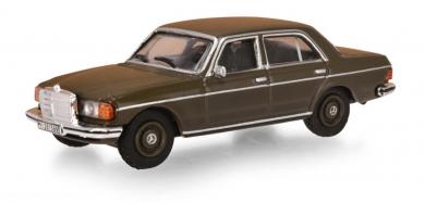 Mercedes-Benz 230E - Bundeswehr 