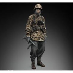Soldat WSS avec MP-40 