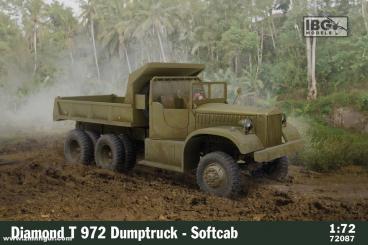Diamond T 972 Kipplastwagen mit offener Kabine 