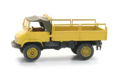 Unimog 404s yellow 