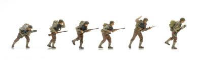 L'infanterie du jour J de l'US Army prend la plage d'assaut 