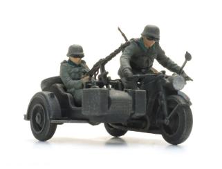 WM Zündapp avec side-car + 2 figurines 