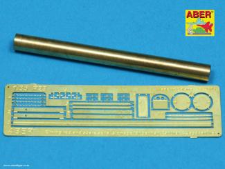 Cleaning rod and Spare Aerial Stowage for Panther and Jagdpanther 