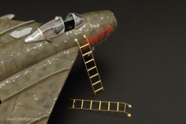 MiG-15/MiG-17 Step Ladders 