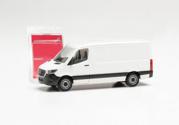Minikit Mercedes-Benz Sprinter `18 box flat roof, white 