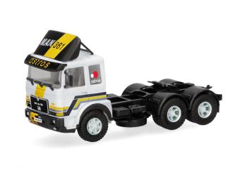 Tracteur solo MAN F8 à 3 essieux "Sur l'axe". 