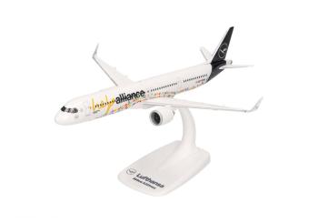 Lufthansa Airbus A321neo "Help Alliance" - D-AIEP 