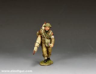 Sanitäter mit Trage - Gold Beach 
