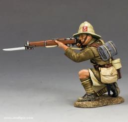 Soldat, à genoux, faisant feu 