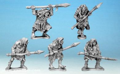 Hommes des cavernes Kriger avec armes longues 