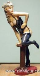 Pinup, fille en chaussettes 