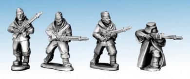 Des éclaireurs soviétiques armés de fusils 