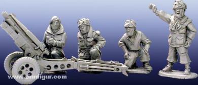 British Airborne 75mm Howitzer with Crew 