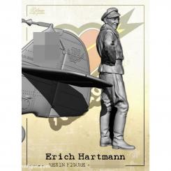 E. Hartmann avec queue d'avion - 1:16 
