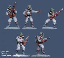 Zeppelin Troopen Gasmasks 1 