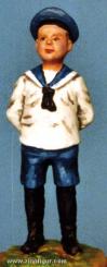 Garçon en costume de marin 