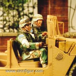 Hummer Fahrer 