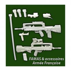 FAMAS avec accessoires 