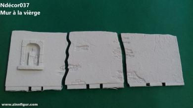 Wall in three Parts 