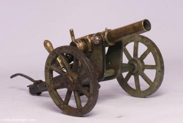 Märklin cannon for amorces and wooden shells 