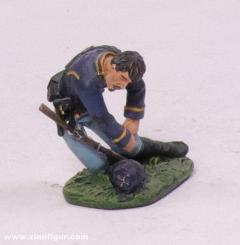 Union Cavalryman wounded / falling 