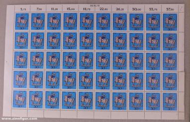 Bogen mit Briefmarken 