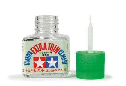 Tamiya Plastikkleber "Extra flüssig" 40 ml 