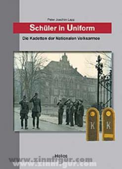 Lapp, P. J.: Schüler in Uniform 