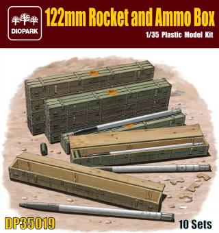 122 mm Raketen und Munitionskisten 