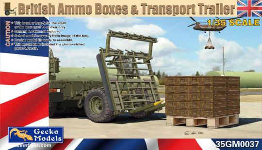 Britische Munitionskisten und Transportanhänger 