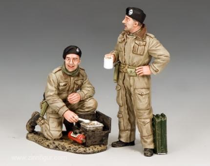 DD302 British Dismounted AFV Crew Set #2 by King & Country 