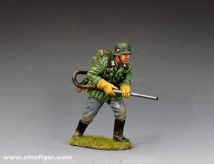 Berliner Zinnfiguren | C.W.I. Advancing Pioneer w/Flammenwerfer 41