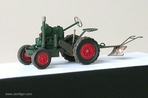 Svoboda 1937 Tracteur avec charrue 