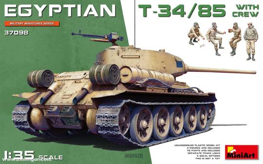Egyptian T-34/85 with Crew 