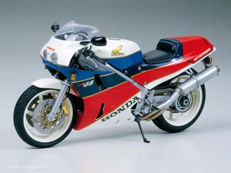 Honda VFR 750 R 