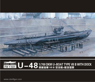 U-48 mit Dock-Diorama - U-Boot Typ VII B 