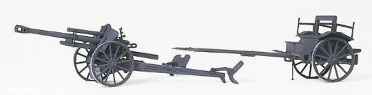 Light Field Howitzer 10,5 cm leFH 18 with limber 